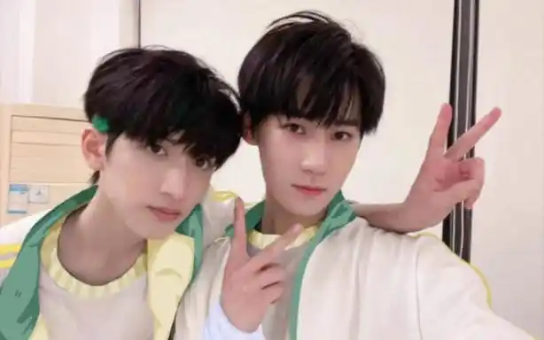 【竹马】严浩翔,张真源 你俩别太帅