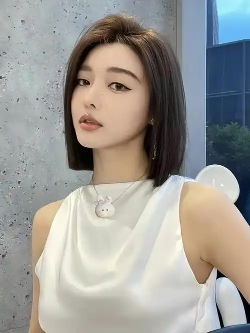 "一刀切"发型打造清爽干练形象|脸型|卷发|圆脸|发型师_网易订阅