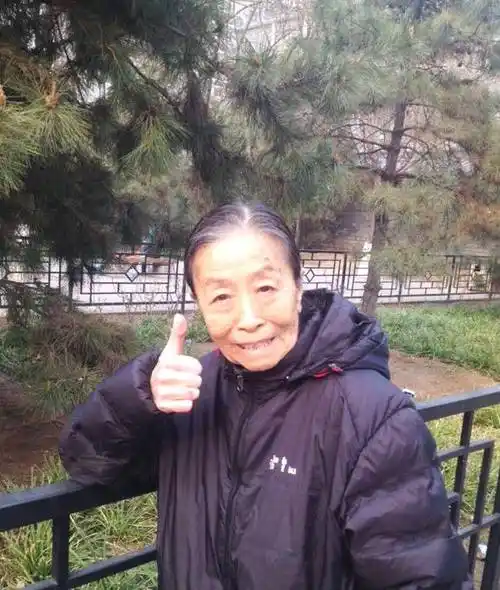 张少华的丈夫简介张慧宝(妻子离世后,守着40平米小家,守着爱情)