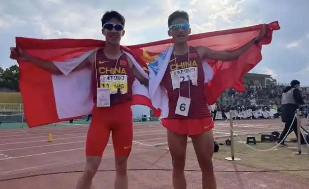 代表中国参加巴黎奥运马拉松:何杰,杨绍辉,吴向东,夏雨雨,张德顺,白丽