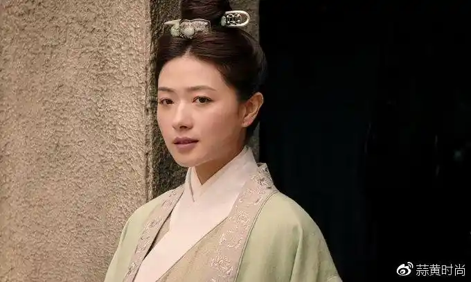 因为万茜的加入,《荡寇风云》这部抗倭电影,剧情丰满,有血有肉,戚继光