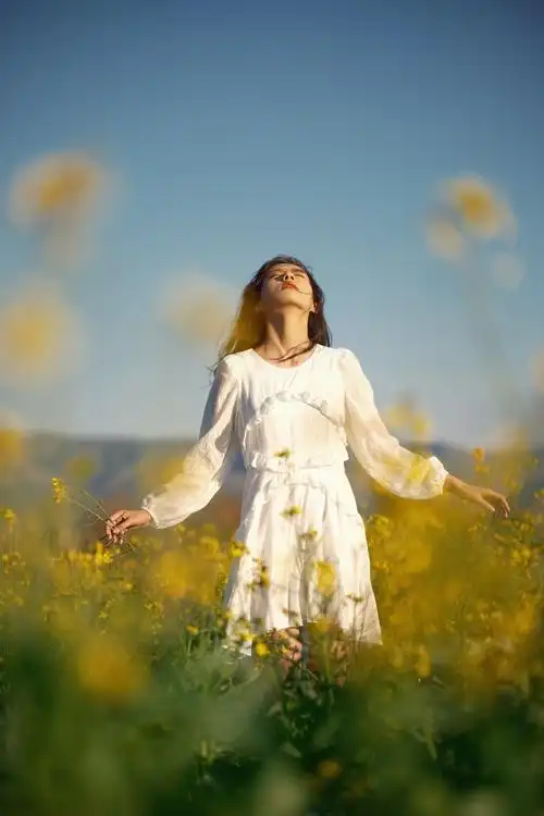 有情绪的照片 富士唯美胶片感人像拍摄_腾讯新闻