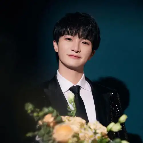 票数:397人气:527投票周深个人资料详细资料>别名:卡布,卡布叻