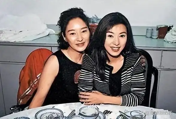 哪有什么一碗水端平连基因都是偏心的看看这几位明星兄弟姐妹