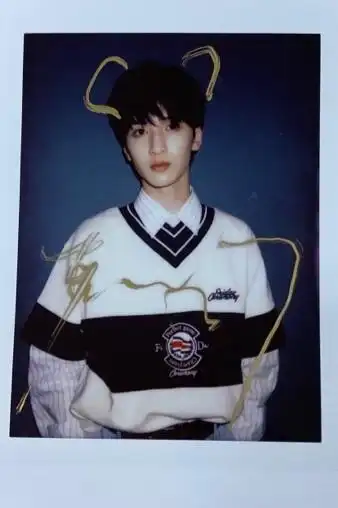 严浩翔拍立得照片翔哥谢谢你没有放弃让我可以遇见你