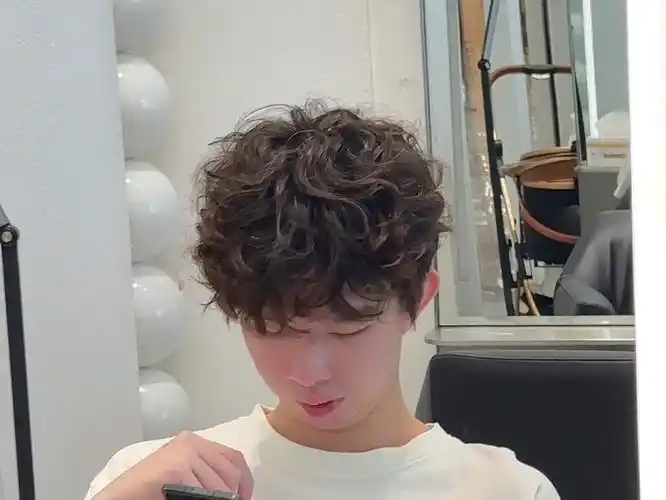 男生免打理烫发