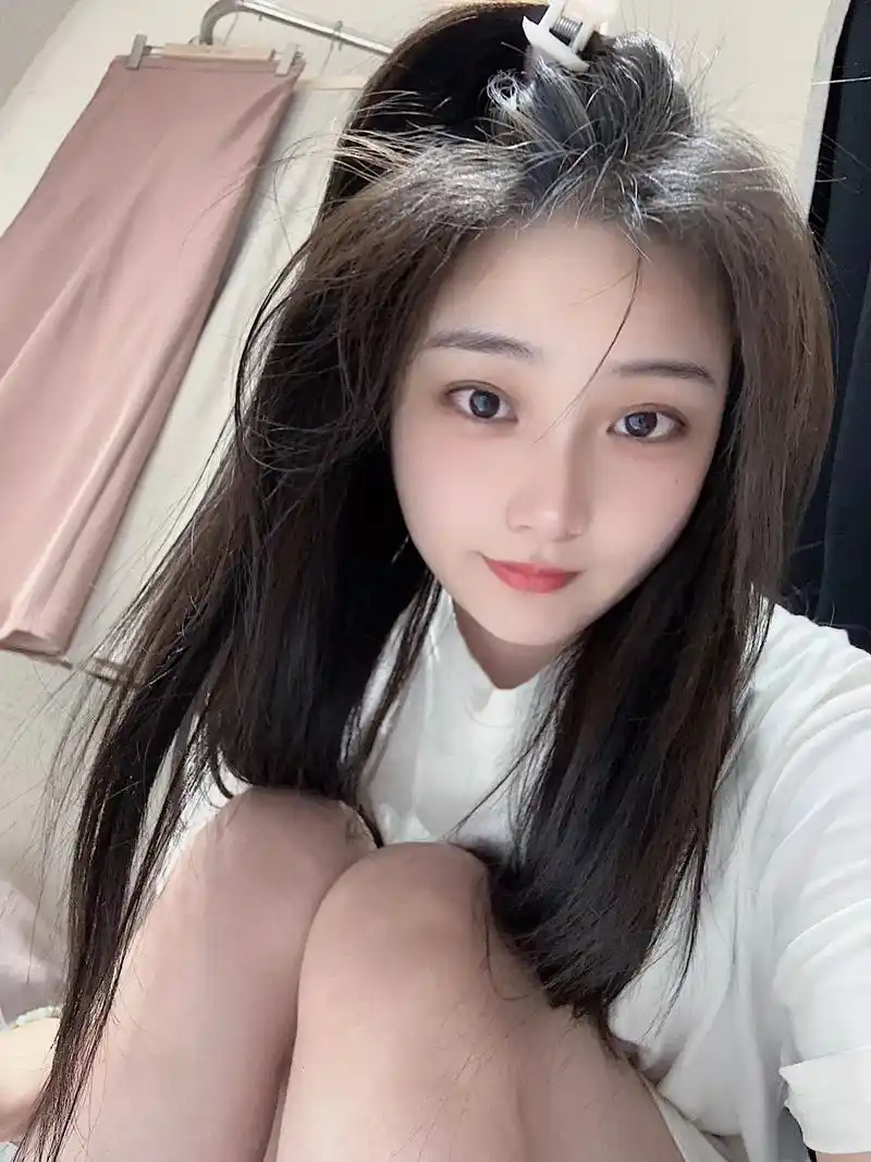 还是更喜欢素颜带来的松弛感 #近照