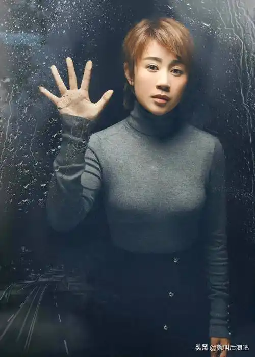 "喜剧女神""千场话剧女皇"- 马丽_客官_羽绒服_小品