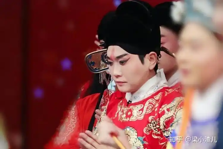 孟鹤堂有哪些好看的图片呢