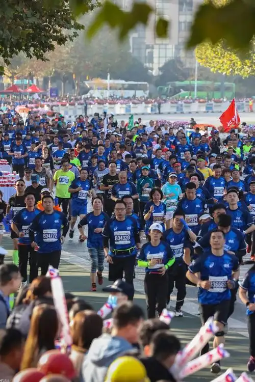 2020西安马拉松掠影