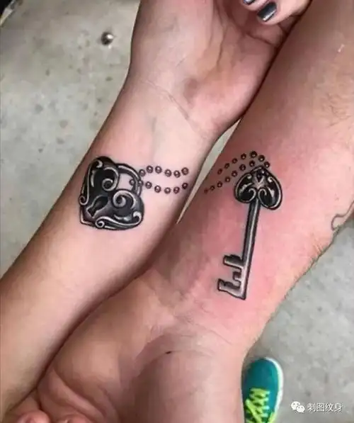 纹身图案 情侣纹身 小情侣纹身素材 纹身手稿-透馨网络吉祥瑞鹏下载