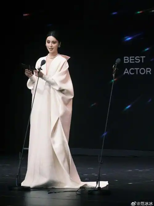 范冰冰这次回归内娱又地震了