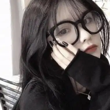 很酷很拽的女生头像我喜欢这种独一无二的女头