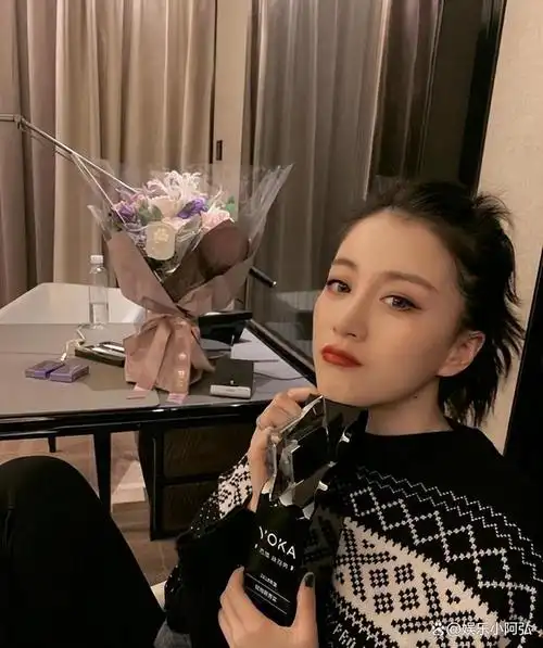 回顾李嘉格:好声音没夺冠,却嫁给爱奇艺总裁,34岁成了人生赢家