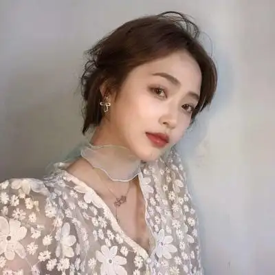 时尚个性头像女生气质高冷高清图片