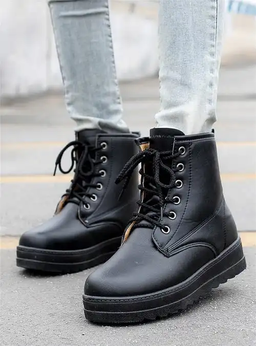 厚底加绒马丁靴短筒机车靴保暖冬靴雪地靴