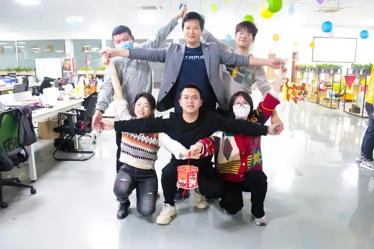 共享奥运,喜闹元宵 | agv-amr-移动机器人-搬运机器人-佳顺智能机器人