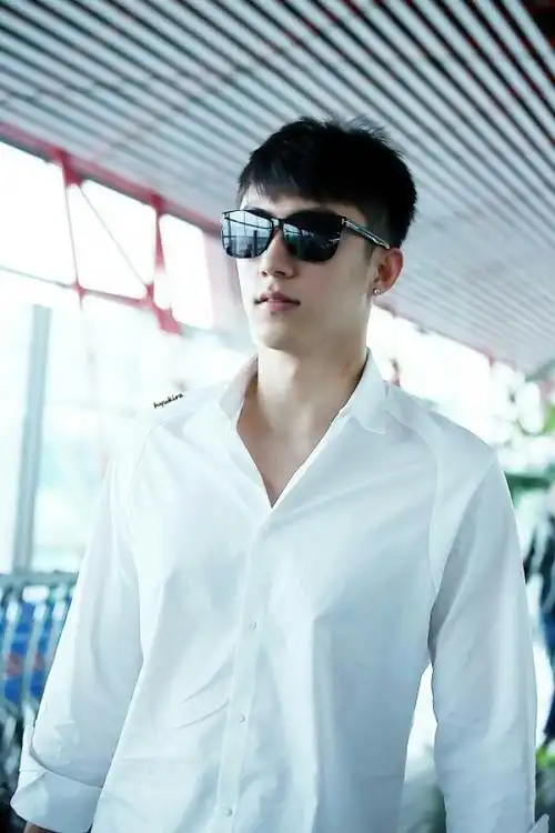 2016年5月18日 16:21   关注  黄景瑜 评论 收藏