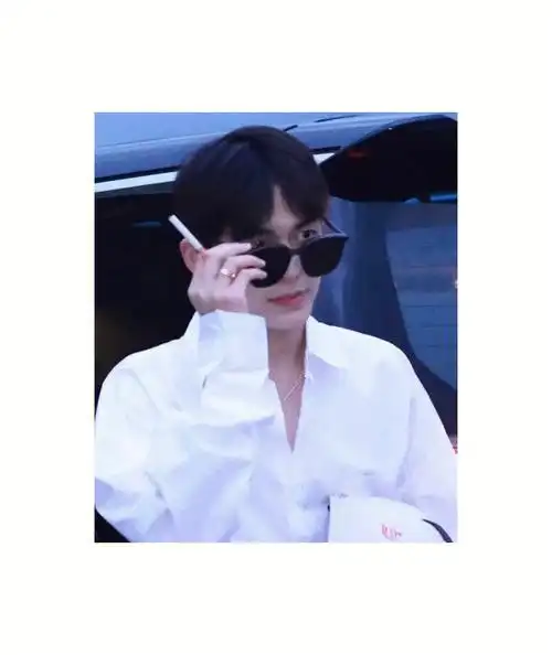 余庆伟这几张图也太绝了吧