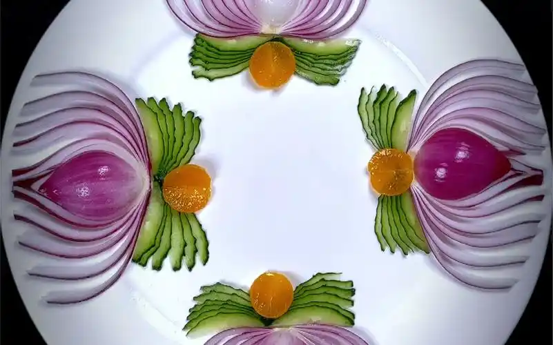 摆盘技巧 #创意盘饰 #刀工 #厨师