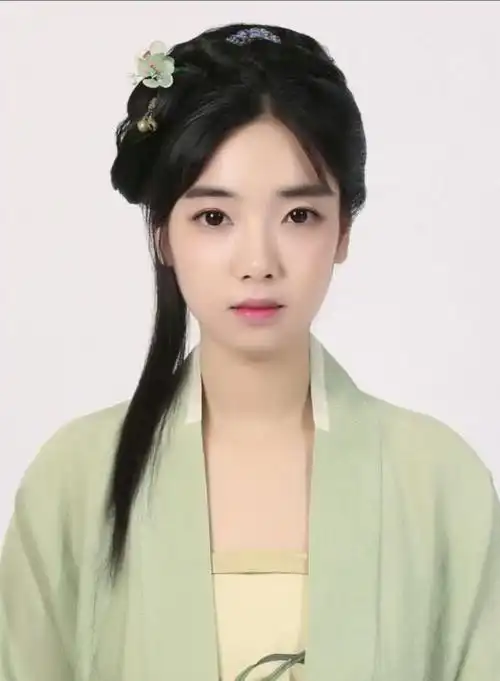 宋风造型:单边垂发盘发图解_高清图集_新浪网