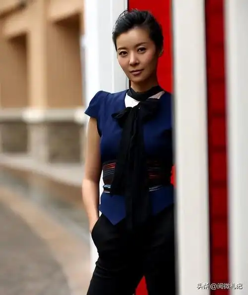 52岁却仍不婚不育|柯蓝|耿乐|李泉|演员|张黎|陈小春|张建栋_网易订阅