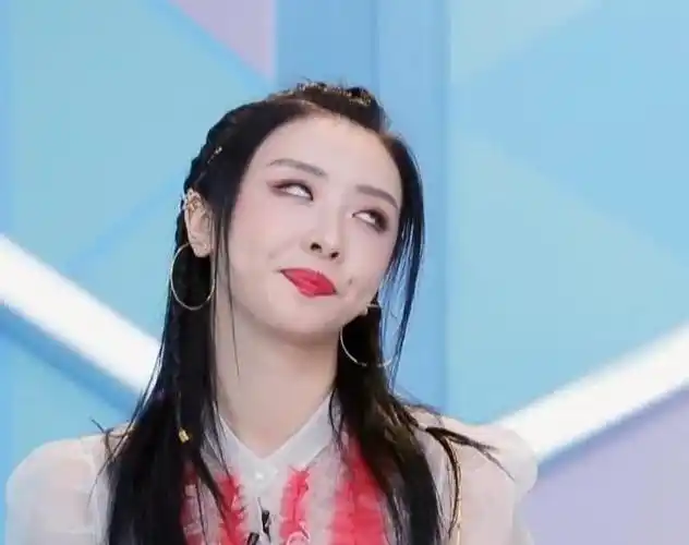 《青春有你2》赵小棠因翻白眼再惹争议,她真打算靠低情商出道?