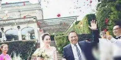 钟汉良爆红,未婚先孕却遭分手,后嫁富豪无子被宠上天|鄢颇|李小冉
