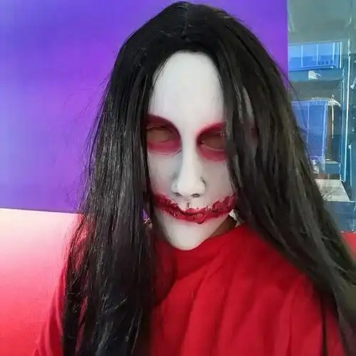 含怨而死的人,死后化为厉鬼 才会穿着红衣