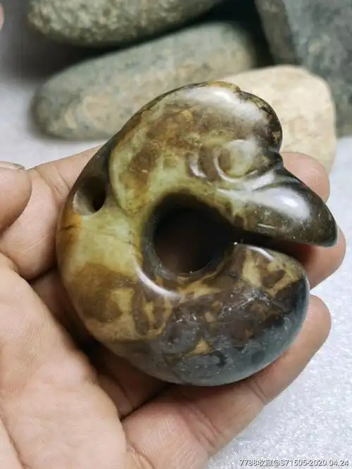 精品老玉猪龙,玉质好,包浆沁色入骨,,,高古玉器红山玉器红山文化