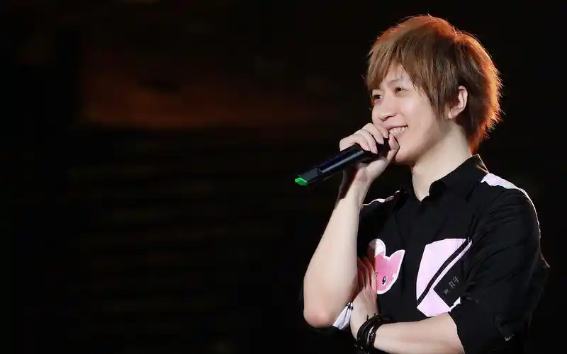 五月天阿信上帝啊原来你是这样的男人