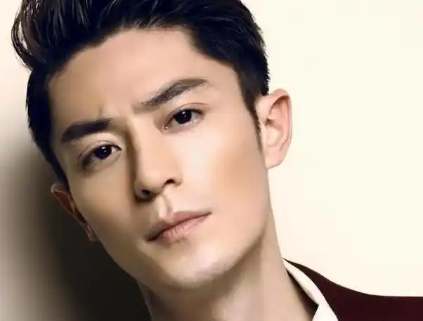 婚姻家庭与事业重启霍建华暂别影视圈后的华丽转身与强势回归