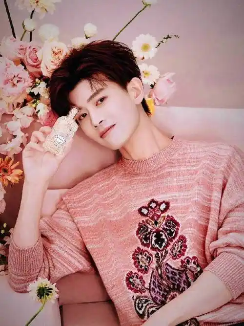 任嘉伦##黄奕 任嘉伦像暖宝宝一样给我捂热了##任嘉伦无忧渡##任嘉伦