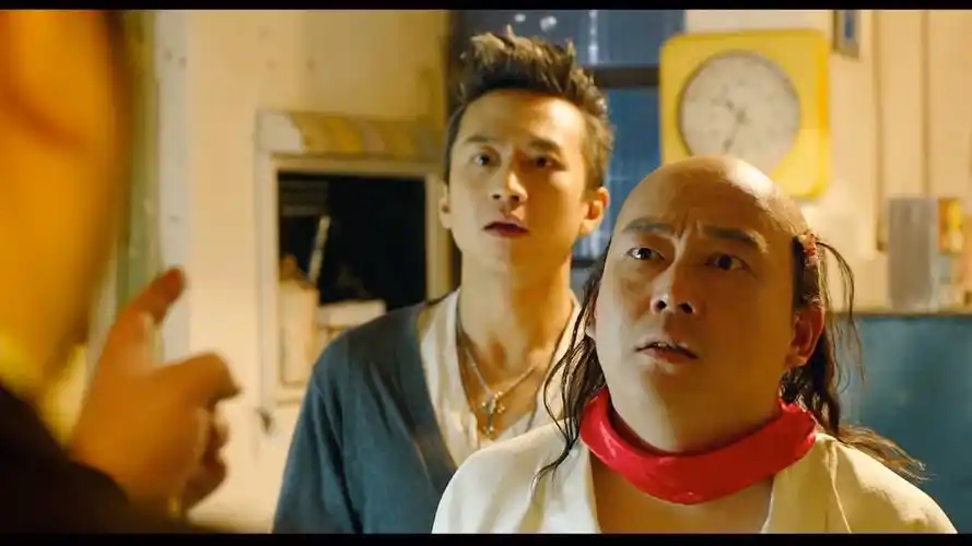 分手大师:老板你看的口味有点独特啊!