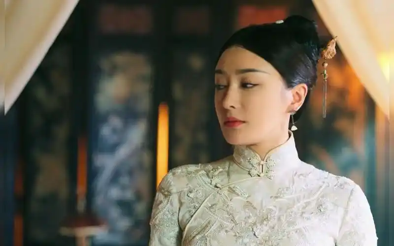 民国外八行,行行出状元,秦岚演出的绣娘是真美