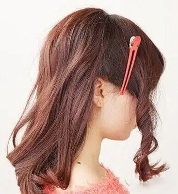 脸大的女生也能扎出好看的头发