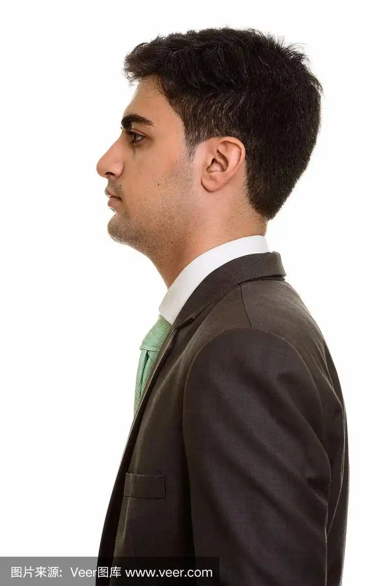 年轻英俊的波斯商人的侧面脸