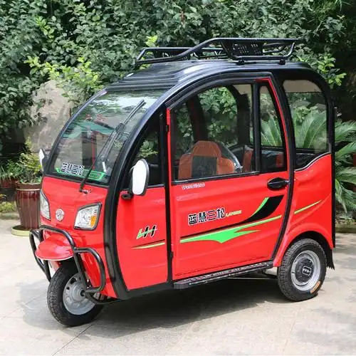 电动三轮车成人全封闭家用老年代步车带新能源双门拉杆包