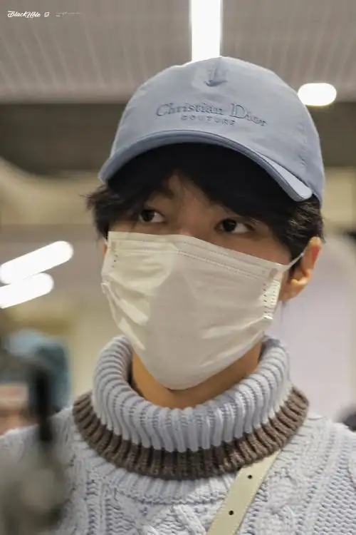 王俊凯 巴黎时装周##王俊凯机场路透