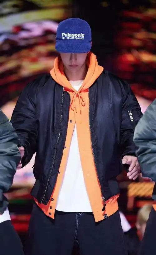 王一博帽子造型合集