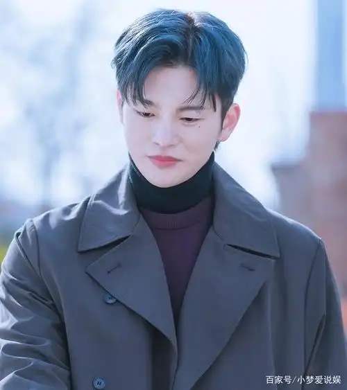 徐仁国叼烟#《某天灭亡走进我家门》徐仁国叼烟性感氛围感拉满,这是