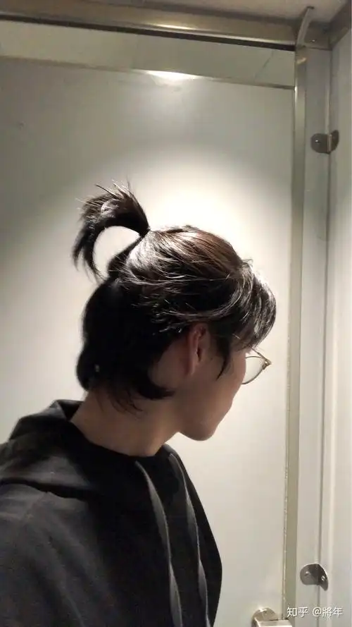 男生长发扎辫子好吗怎么扎好看呢