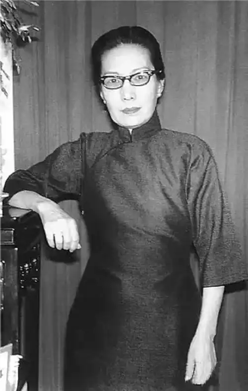 孟小冬一生两段婚姻梅兰芳只给了她名声杜月笙却给了她家庭