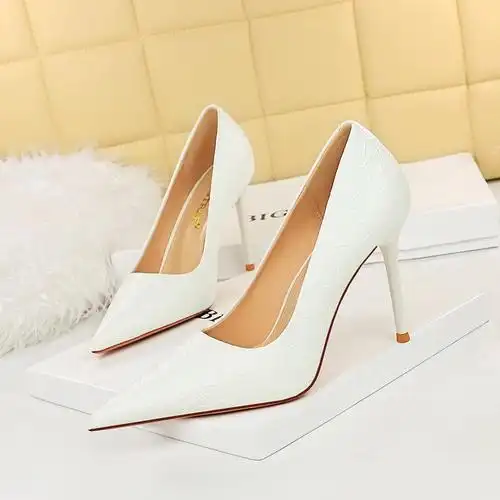 欧美风时尚简约细跟超高跟浅口尖头性感显瘦百搭高跟鞋女鞋单鞋