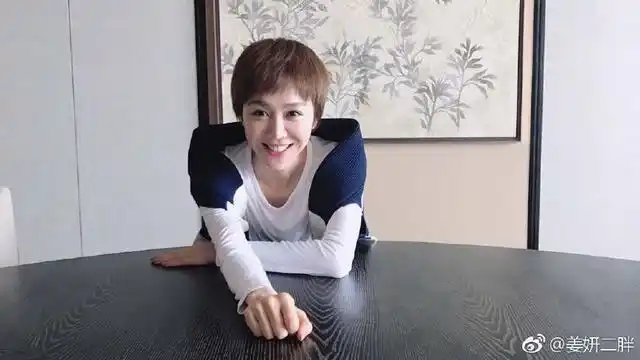 宋丹丹女儿美国获奖,激动到无法入眠,网友:什么时候多个女儿?