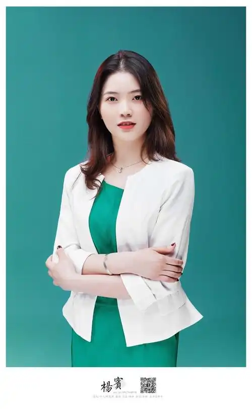 深圳市女士形象照拍摄|深圳女士工作照|棚拍形象照