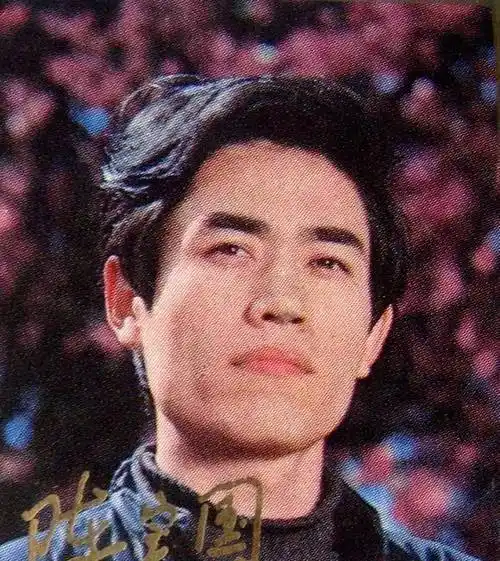 重启后的《大宅门》果然一炮而红,也让"老鲜肉"陈宝国得到了一级演员