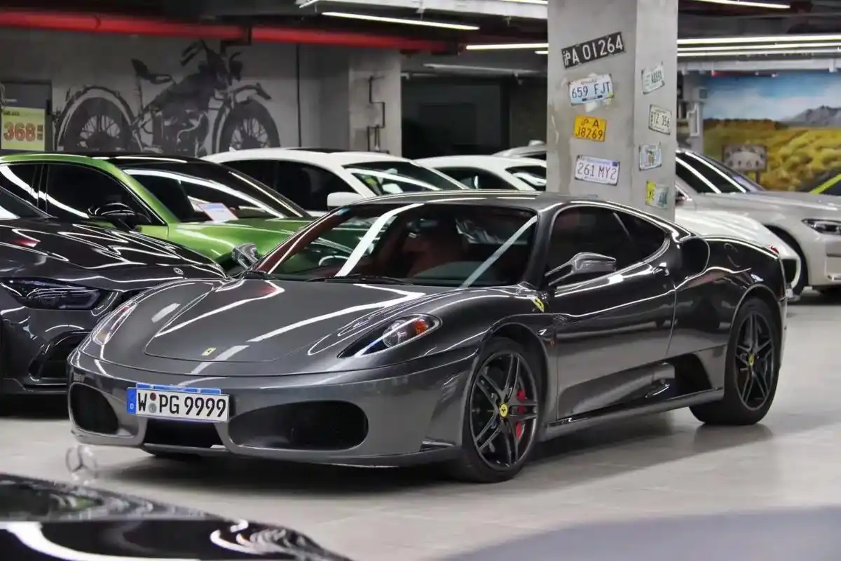 出沪牌法拉利f430.【车辆型号】法拉利f430 【上牌日期 - 抖音