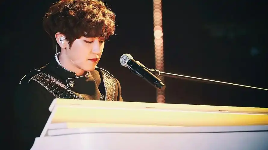 朴灿烈 - 堆糖,美图壁纸兴趣社区