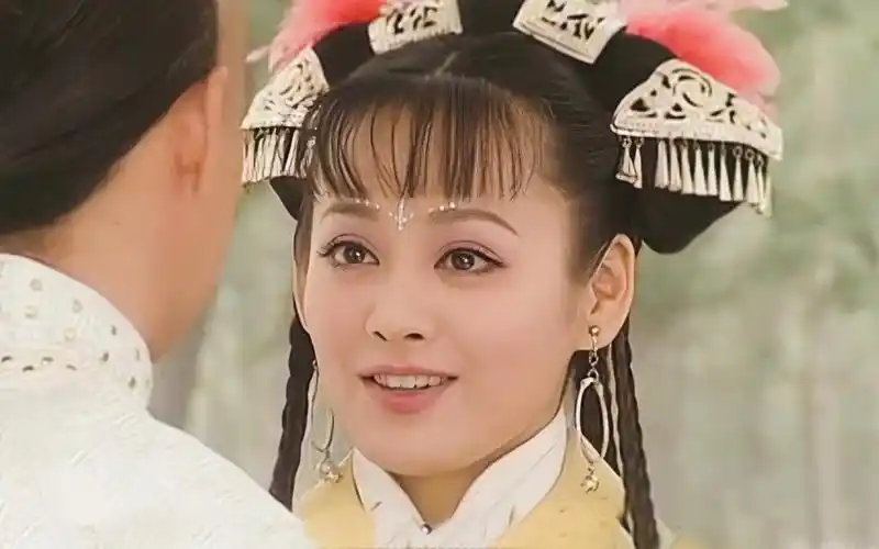 宁静的大玉儿无人超越,如今看来还是草原上最美的花!